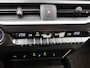 Lexus UX 250h Business Line | Trekhaak | Parkeersensoren | Stoelverwarming | Stuurverwarming |