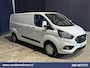 Ford Transit Custom 2.0 TDCI 105pk L2H1 Euro6 Airco | Camera | LED | Navigatie | Cruisecontrol | Android Auto Parkeersensoren, Stoelverwarming, Verwarmde Voorruit, Bijrijdersbank, 2800kg trekvermogen