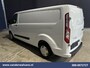 Ford Transit Custom 2.0 TDCI 105pk L2H1 Euro6 Airco | Camera | LED | Navigatie | Cruisecontrol | Android Auto Parkeersensoren, Stoelverwarming, Verwarmde Voorruit, Bijrijdersbank, 2800kg trekvermogen
