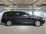 Volvo V70 2.5T Momentum Dealer onderhouden,Leder interieur,High performance sound,Garantie..