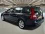 Volvo V70 2.5T Momentum Dealer onderhouden,Leder interieur,High performance sound,Garantie..
