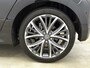 Toyota Yaris 1.5 Hybrid 130 Executive | Parkeersensoren V+A | Stuur-Stoelverwarming |
