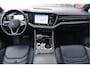 Volkswagen Touareg 3.0 TSi eHybrid 4MOTION Panorama, Luchtvering, IQ Light, Adaptive, Memory, Leder, Stoelkoeling/verwarming