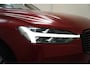 Volvo XC60 2.0 T6 Recharge R-Design [ Panorama Standkachel Navi Camera Apple/Android ]