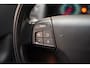 Volvo C30 2.5 T5 R-Design Aut [ Xenon Navi Stoelverwarming Leder ]