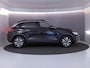 Volkswagen T-Roc 1.0 TSI Life Edition GOAL 116 pk | Navigatie | Parkeersensoren (Park assist) | Autom. airco | Adaptieve cruise control | Stoelverwarming |