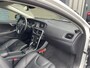 Volvo V40 Cross Country 1.5 T3 Polar+ Luxury pano trekhaak stoelverwarming harman kardon