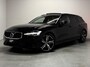 Volvo V60 2.0 T8 Recharge AWD R-Design Pano B&W 360° Memory Trekh.