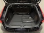 Volvo V60 2.0 T8 Recharge AWD R-Design Pano B&W 360° Memory Trekh.