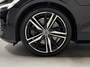 Volvo V60 2.0 T8 Recharge AWD R-Design Pano B&W 360° Memory Trekh.