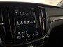 Volvo V60 2.0 T8 Recharge AWD R-Design Pano B&W 360° Memory Trekh.