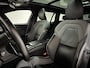 Volvo V60 2.0 T8 Recharge AWD R-Design Pano B&W 360° Memory Trekh.