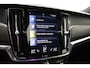 Volvo V90 2.0 T8 AWD R-Design 391PK | Pano | H&K Audio | Head Up | Memory | €31.900,- Incl. BTW.
