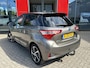 Toyota Yaris 1.5 Hybrid Dynamic Bi-Tone, Trekhaak, Apple Carplay/Android Auto