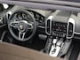 Porsche Cayenne 3.0 S E-Hybrid Platinum Edition | Pano | Bose | Chrono | LED | Trekhaak | Luchtvering | Memory | Dodehoekdetectie