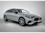 Mercedes-Benz CLA Shooting Brake 200 Business Solution AMG 58 kWh | Premium Pakket | Winterpakket | Nightpakket | Trekhaak | Massagefunctie | Vast panoramadak | MBUX Augmented Reality navigatie | 19 inch vijf-dubbelspaaks AMG-velgen | Smartphone integratie |
