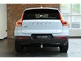 Volvo EX40 Single Motor Extended Range Plus Europa 82 kWh | Semi-Elektrische Trekhaak | Elektrisch Verstelbare Voorstoelen | Stoel + Stuurverwarming | Adaptieve Cruise Control | Dodehoekwaarschuwing |