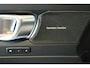 Volvo EX40 Single Motor Extended Range Plus Europa 82 kWh | Semi-Elektrische Trekhaak | Elektrisch Verstelbare Voorstoelen | Stoel + Stuurverwarming | Adaptieve Cruise Control | Dodehoekwaarschuwing |