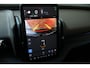 Volvo EX30 P3 Plus Europa 51 kWh | Google Infotainment | Stoelverwarming | Stuurwielverwarming | Google Infotainment | Parkeercamera | Parkeersensoren voor + achter | Electrische bedienbare voorstoelen |