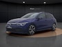 Volkswagen Golf 1.5 eTSI R-Line Business | Pano dak | Head up Display | Camera | Stuur-/Stoelverwarming |