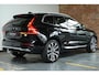 Volvo XC60 2.0 T6 Plug-in hybrid AWD Plus Bright | Semi-Electrische Wegklapbare Trekhaak | Parkeerverwarming | Adaptive Cruise Control | BLIS | 21'' Lichtmetalen velgen | Stoelverwarming | Stuurwielverwarming | Parkeersensoren voor + achter |