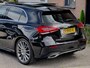 Mercedes-Benz A-klasse 200 AUT7 AMG-STYLING PREMIUM PLUS PANODAK LEDER 19 INCH-LMV NAVI CAMERA DIGI-DASH APPLE-CARPLAY LED PDC