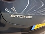 Kia Stonic 1.0 T-GDi MHEV DynamicLine | Navigatie | Cruise Control | Achteruitrijcamera | Climate Control | lichtmetalen velgen |