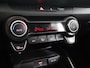 Kia Stonic 1.0 T-GDi MHEV DynamicLine | Navigatie | Cruise Control | Achteruitrijcamera | Climate Control | lichtmetalen velgen |