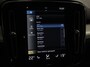Volvo XC40 2.0 T3 Momentum Navigatie Climate control Cruise control Parkeersensor achter LED Navigatie Verwarmde voorstoelen Apple Carplay/ Android Auto