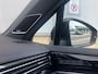 Volkswagen Touareg 3.0 TSi eHybrid 4MOTION R Panoramadak - Lederen bekleding - Rondomzicht Camera - Elektrisch wegklapbare trekhaak - 22inch LM velgen