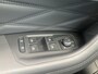 Volkswagen Touareg 3.0 TSi eHybrid 4MOTION R Panoramadak - Lederen bekleding - Rondomzicht Camera - Elektrisch wegklapbare trekhaak - 22inch LM velgen