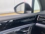 Volkswagen Touareg 3.0 TSi eHybrid 4MOTION R Panoramadak - Lederen bekleding - Rondomzicht Camera - Elektrisch wegklapbare trekhaak - 22inch LM velgen