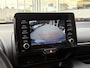 Toyota Yaris 1.5 Hybrid Dynamic / Automaat / NL-Auto / Adaptieve Cruise-Control / Apple-Carplay & Android-Auto / LED / Keyless / DAB Radio-Bluetooth / Navi / Getint-Glas / Camera-Achter / 16'' LMV / ENZ.