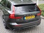 Volvo V60 2.0 T6 Recharge AWD R-Design Navi / HarmanKardon / Lm19'' / Stoel-stuurverw &ventilatie / Autopilot BTW auto / SOH 89% / 2 jaar Apk