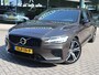 Volvo V60 2.0 T6 Recharge AWD R-Design Navi / HarmanKardon / Lm19'' / Stoel-stuurverw &ventilatie / Autopilot BTW auto / SOH 89% / 2 jaar Apk