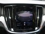 Volvo V60 2.0 T6 Recharge AWD R-Design Navi / HarmanKardon / Lm19'' / Stoel-stuurverw &ventilatie / Autopilot BTW auto / SOH 89% / 2 jaar Apk