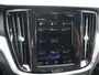 Volvo V60 2.0 T6 Recharge AWD R-Design Navi / HarmanKardon / Lm19'' / Stoel-stuurverw &ventilatie / Autopilot BTW auto / SOH 89% / 2 jaar Apk