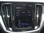 Volvo V60 2.0 T6 Recharge AWD R-Design Navi / HarmanKardon / Lm19'' / Stoel-stuurverw &ventilatie / Autopilot BTW auto / SOH 89% / 2 jaar Apk