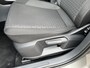Volkswagen T-Cross 1.0 TSI Life / ADAPTIVE CRUISE/ PARKEER SENSOREN V+A/ APP-CONNECT/ DODEHOEK/ NAVI/ DAB/ AIRCO/ 16'' LMV