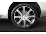 Volvo XC60 B5 Inscription - IntelliSafe Assist & Surround - Harman/Kardon audio - Nappaleder - Keyless entry - DAB - Standkachel - Stoelverwarming & -ventilatie - Verwarmbaar stuurwiel - Extra getint glas - Elektr. bedienb. voorstoelen incl. geheugen - Elek. bedienbare achterklep - 20'' LMV
