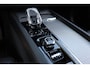 Volvo XC60 B5 Inscription - IntelliSafe Assist & Surround - Harman/Kardon audio - Nappaleder - Keyless entry - DAB - Standkachel - Stoelverwarming & -ventilatie - Verwarmbaar stuurwiel - Extra getint glas - Elektr. bedienb. voorstoelen incl. geheugen - Elek. bedienbare achterklep - 20'' LMV