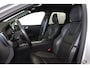 Volvo XC60 B5 Inscription - IntelliSafe Assist & Surround - Harman/Kardon audio - Nappaleder - Keyless entry - DAB - Standkachel - Stoelverwarming & -ventilatie - Verwarmbaar stuurwiel - Extra getint glas - Elektr. bedienb. voorstoelen incl. geheugen - Elek. bedienbare achterklep - 20'' LMV