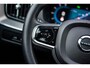 Volvo XC60 2.0 T6 Plug-in hybrid AWD Plus Bright | Long Range | 20” | Trekhaak | Panoramadak | Adaptieve Cruise Control | 20” | Parkeercamera | Power Seats |
