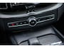 Volvo XC60 2.0 T6 Plug-in hybrid AWD Plus Bright | Long Range | 20” | Trekhaak | Panoramadak | Adaptieve Cruise Control | 20” | Parkeercamera | Power Seats |