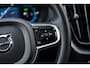Volvo XC60 2.0 T6 Plug-in hybrid AWD Plus Bright | Long Range | 20” | Trekhaak | Panoramadak | Adaptieve Cruise Control | 20” | Parkeercamera | Power Seats |