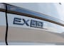 Volvo EX30 P5 Long Range Plus Black Edition Europa 69 kWh | €43.255 | 20" 5-Y spaaks velgen | Verwarmbare voorstoelen & stuurwiel | Harman Kardon audio | Elektrisch verstelbare voorstoelen | Indigo interieur | Contrasterend zwart dak