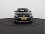Volkswagen T-Roc 1.5 TSI Sport/ lage km/ trekhaak/ zeer mooi!