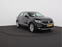 Volkswagen T-Roc 1.5 TSI Sport/ lage km/ trekhaak/ zeer mooi!