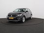 Volkswagen T-Roc 1.5 TSI Sport/ lage km/ trekhaak/ zeer mooi!