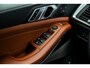 BMW X5 xDrive50e | SOH 91% | Uniek | M Sport | Pano | H&K | Massage | Trekhaak | 22 inch | NL auto |
